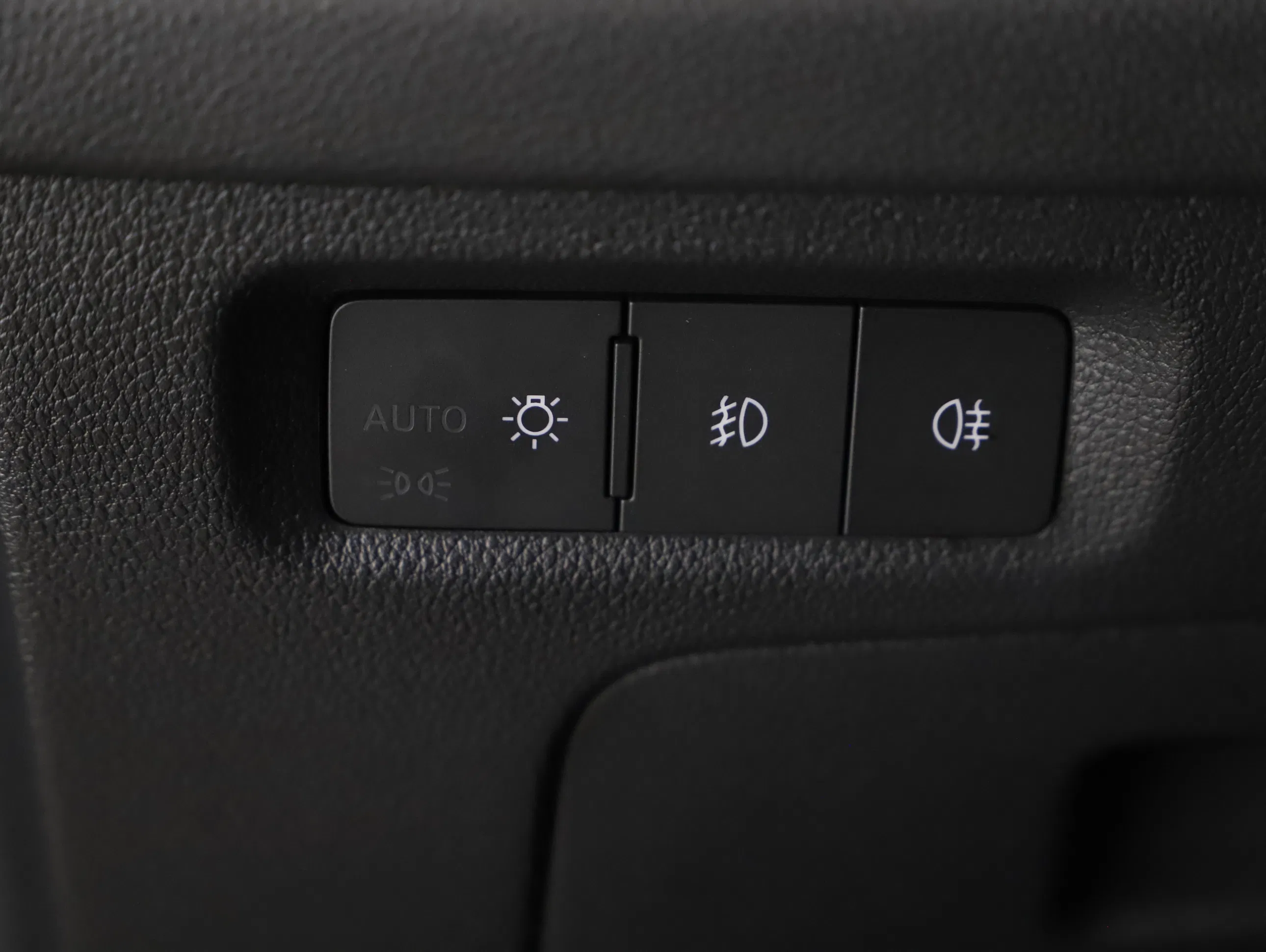 Skoda Octavia Combi 2.0 TDI RS | Bild 25 von 28