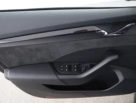 Skoda Octavia Combi 2.0 TDI RS | Thumbnail 26 von 28