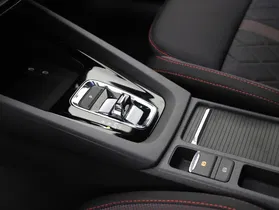 Skoda Octavia Combi 2.0 TDI RS | Thumbnail 13 von 28