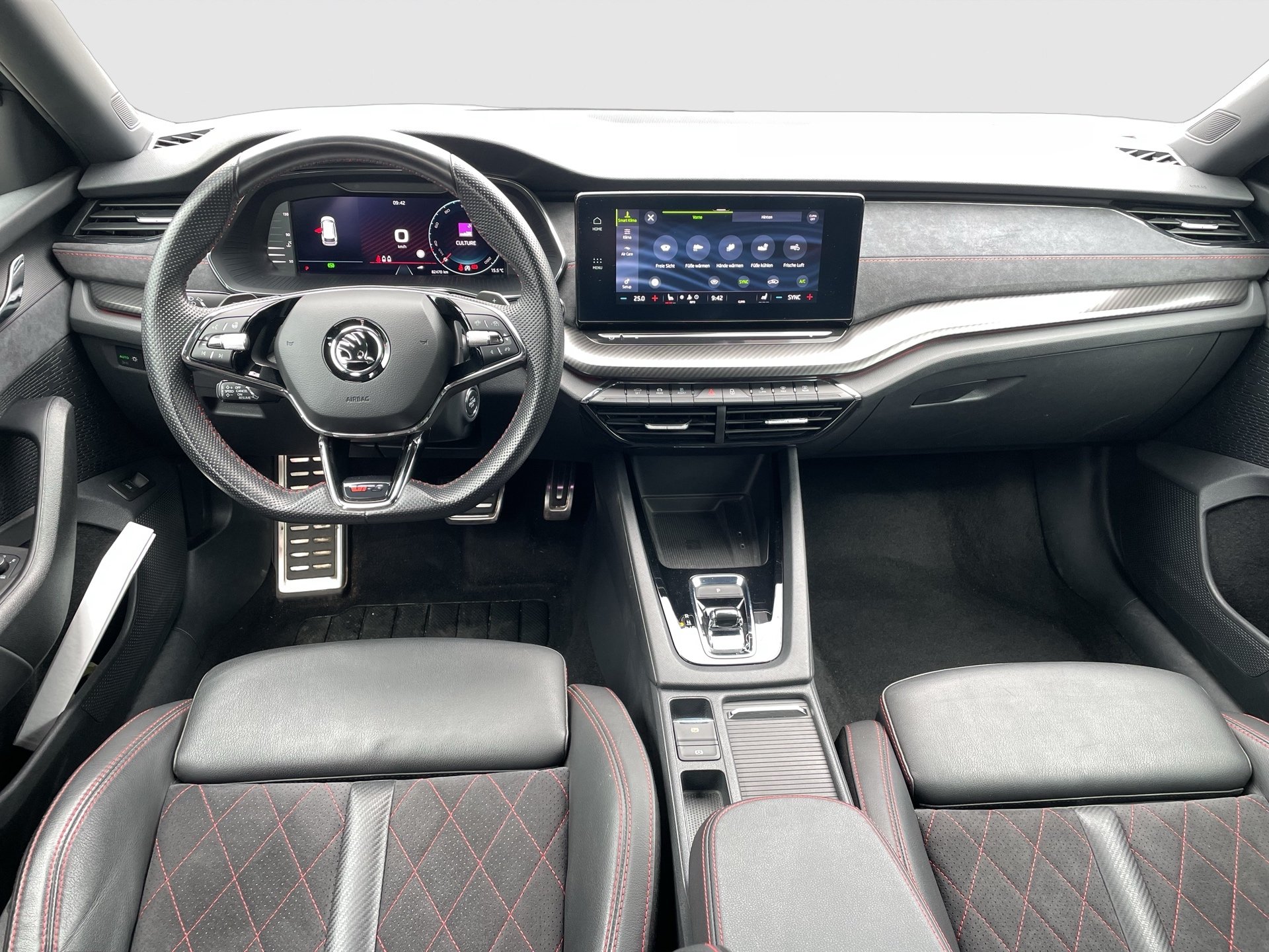 Skoda OCTAVIA Combi RS TDI DSG | Bild 12 von 29