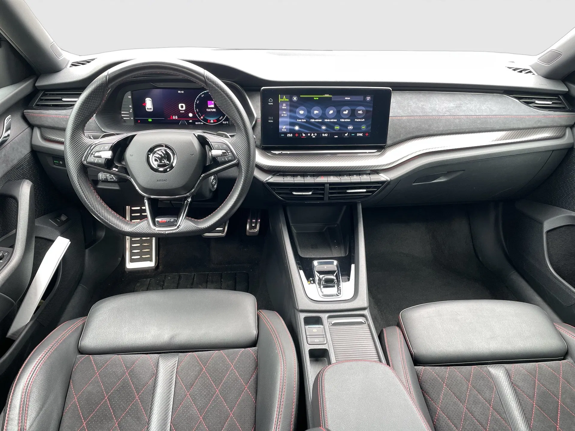 Skoda OCTAVIA Combi RS TDI DSG | Bild 12 von 29