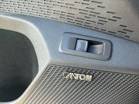 Skoda Octavia Combi 2.0 TDI RS | Thumbnail 12 von 25