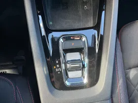 Skoda Octavia Combi 2.0 TDI RS | Thumbnail 19 von 25