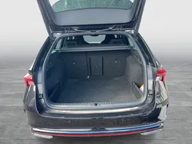 Skoda Octavia Combi 2.0 TDI RS | Thumbnail 6 von 25