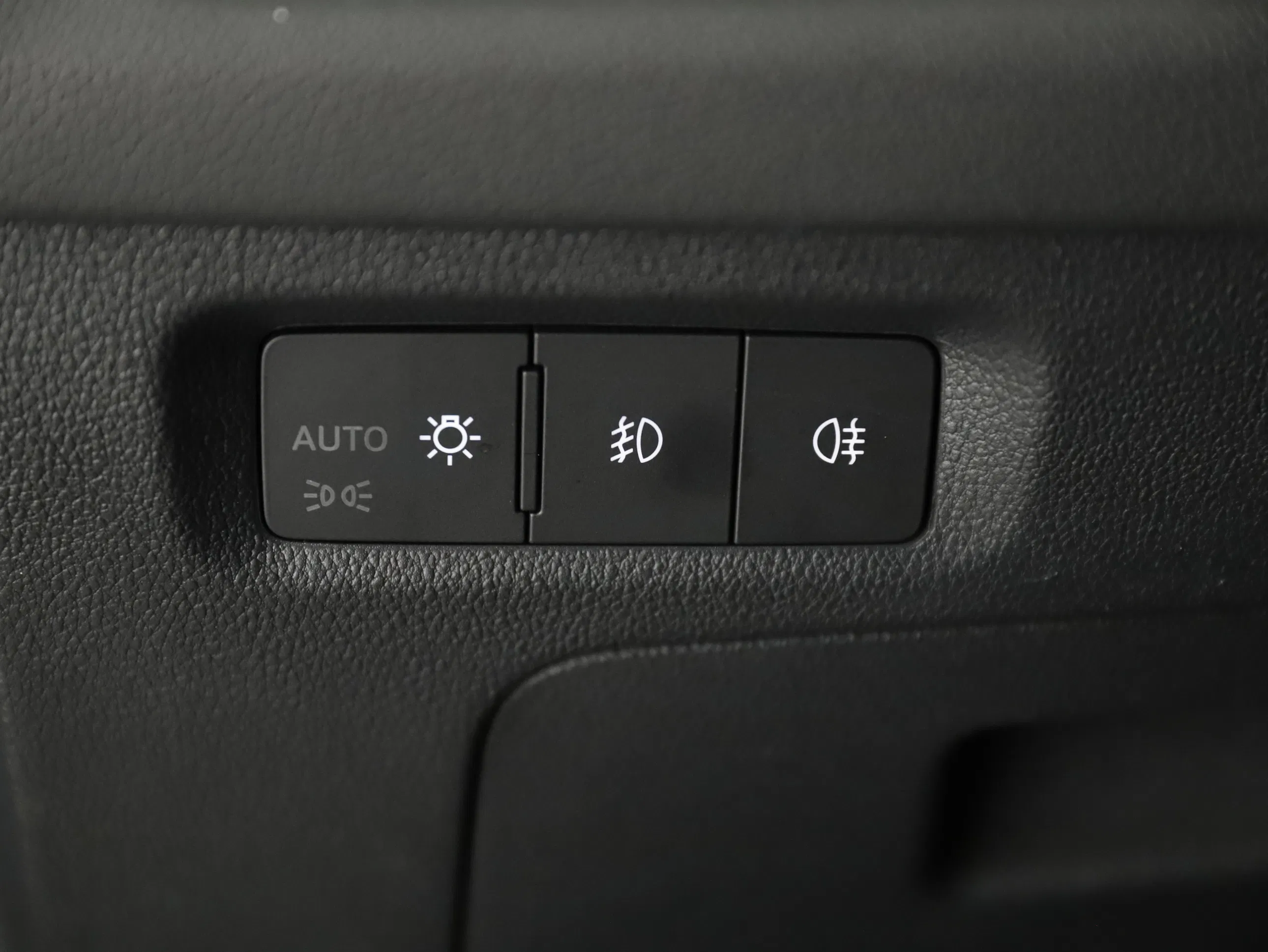 Skoda Octavia Combi 2.0 TDI RS | Bild 13 von 28