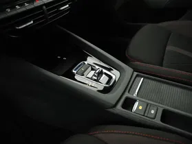 Skoda Octavia Combi 2.0 TDI RS | Thumbnail 23 von 28