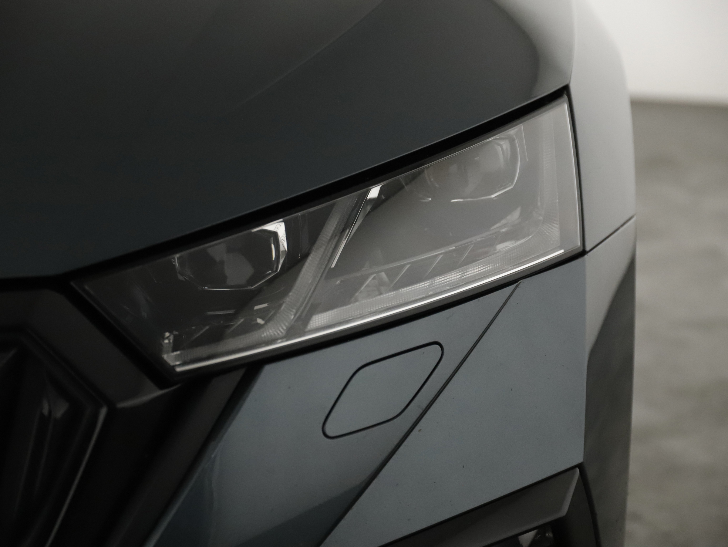 Skoda Octavia Combi 2.0 TDI RS | Bild 26 von 28