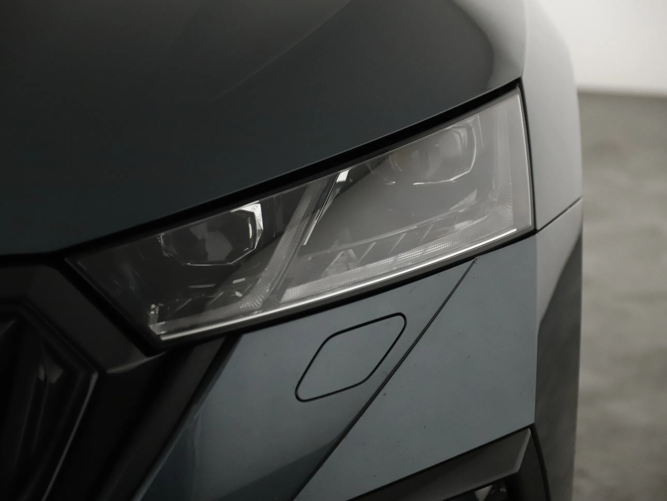 Skoda Octavia Combi 2.0 TDI RS | Bild 26 von 28