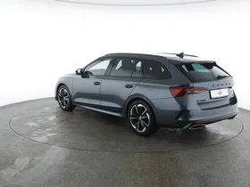 Skoda Octavia Combi 2.0 TDI RS | Thumbnail 4 von 28