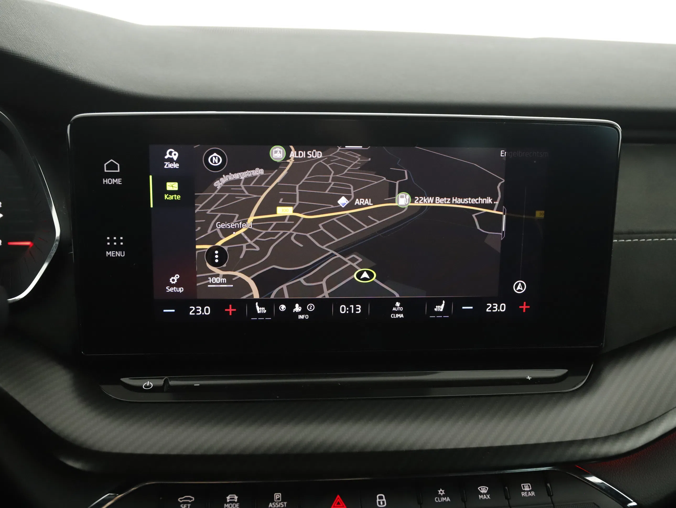 Skoda Octavia Combi 2.0 TDI RS | Bild 18 von 27