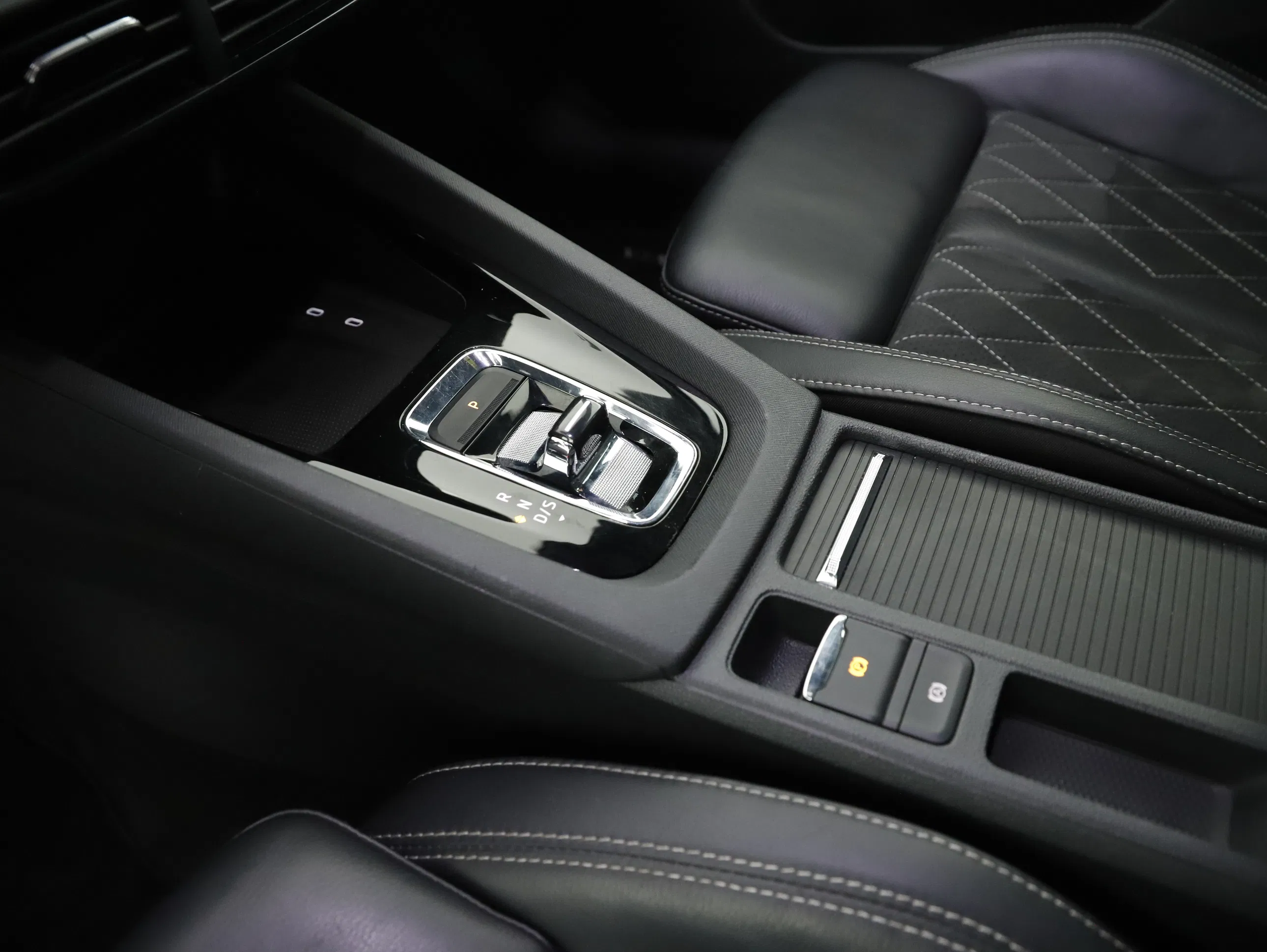 Skoda Octavia Combi 2.0 TDI RS | Bild 21 von 27