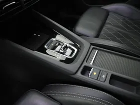 Skoda Octavia Combi 2.0 TDI RS | Thumbnail 21 von 27