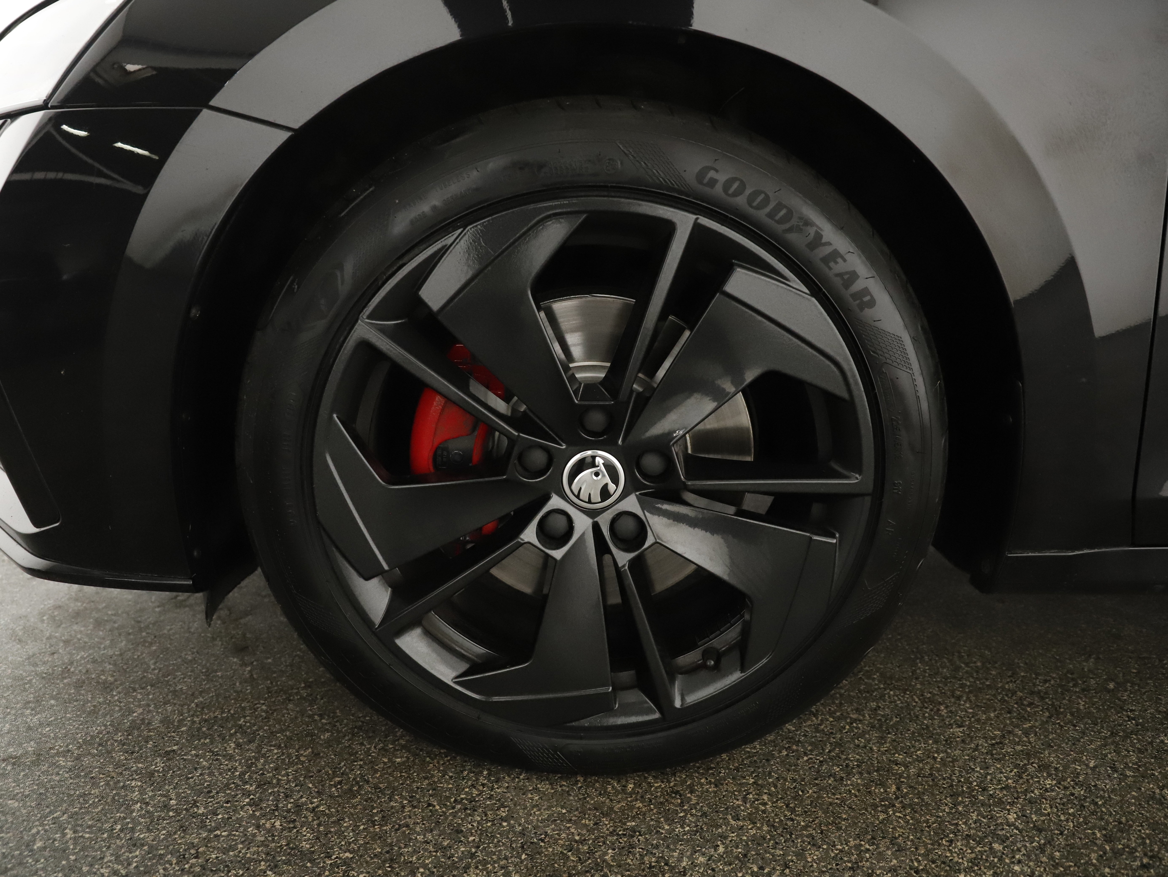 Skoda Octavia Combi 2.0 TDI RS | Bild 5 von 27