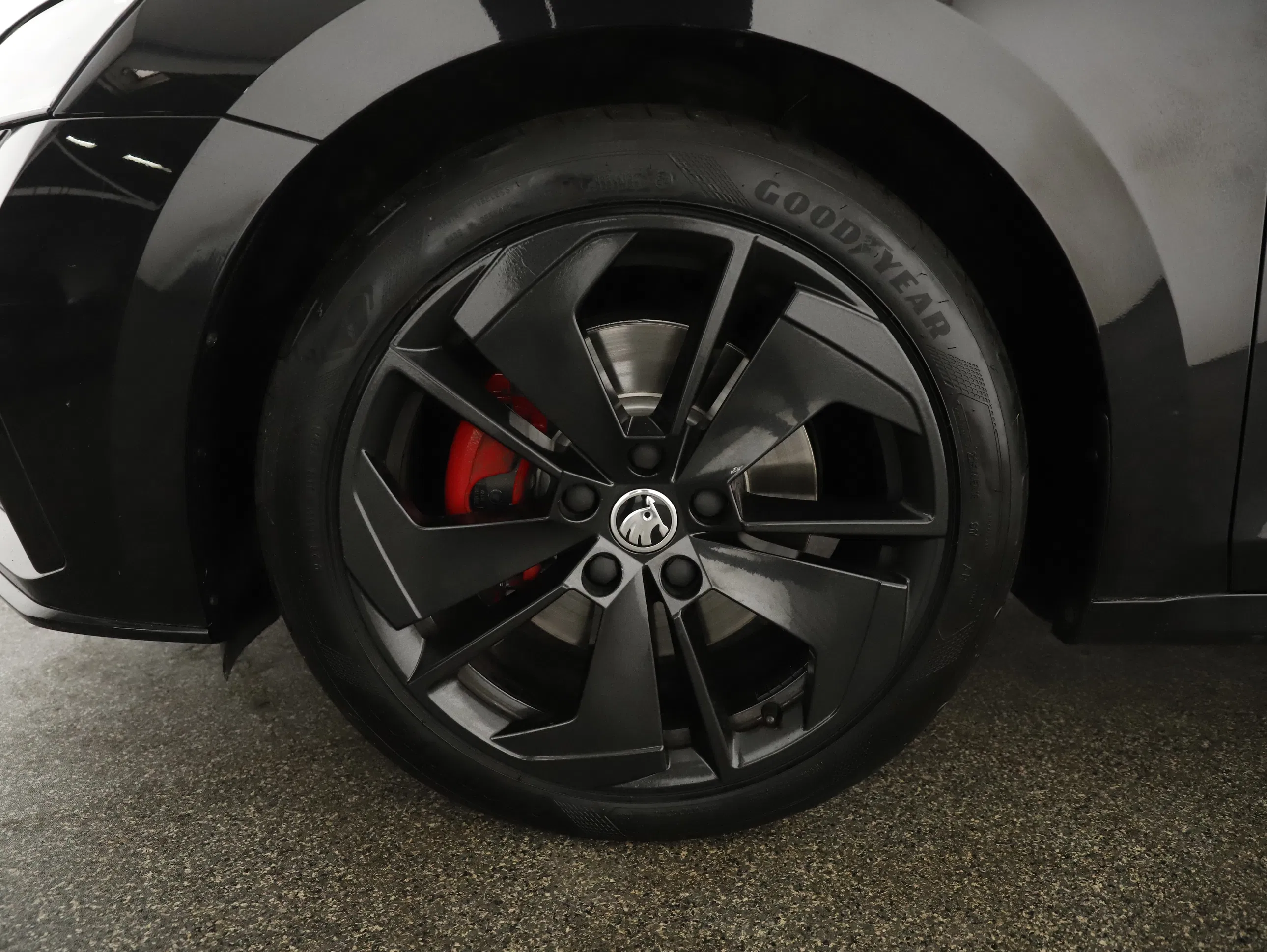 Skoda Octavia Combi 2.0 TDI RS | Bild 5 von 27