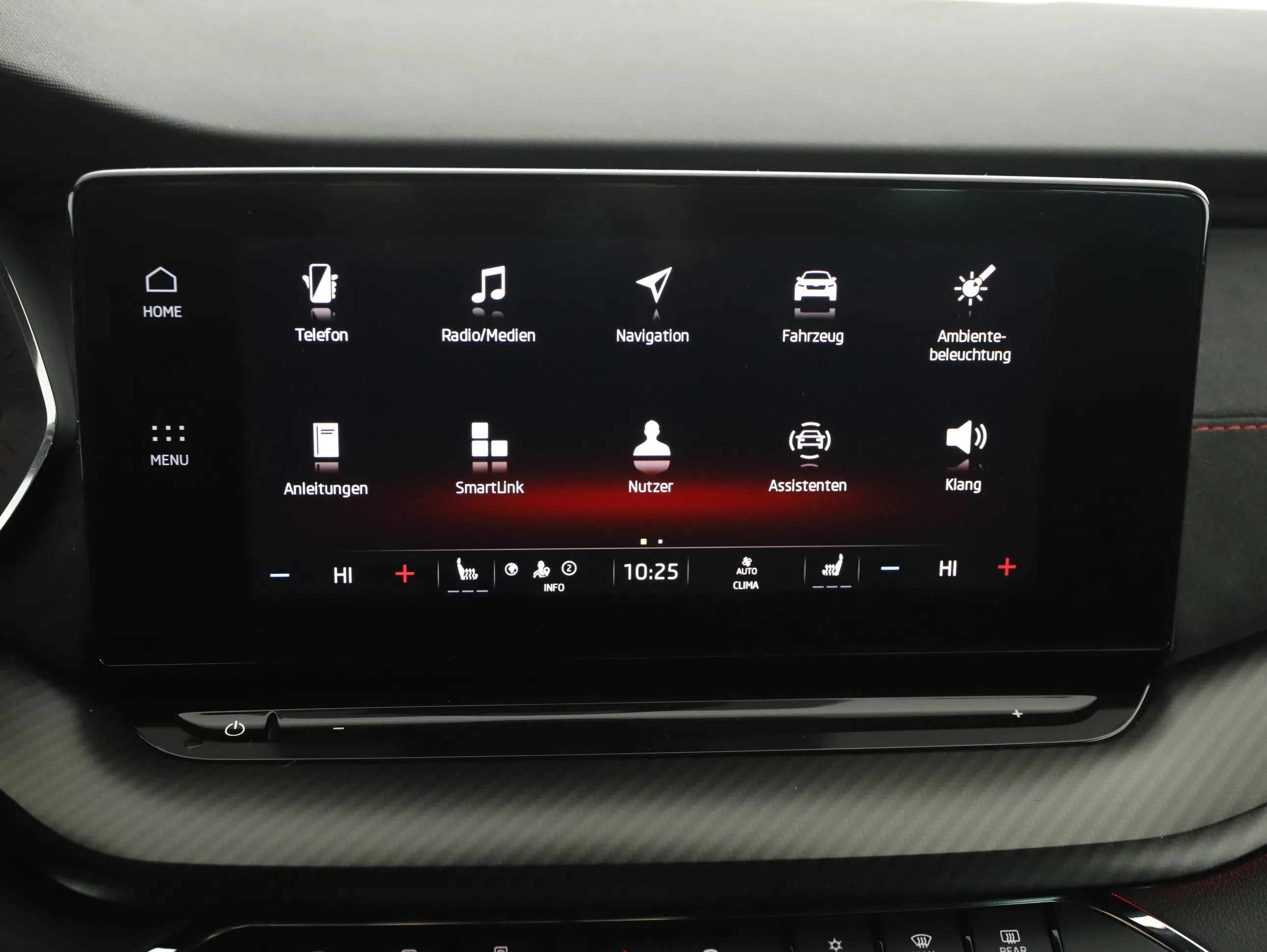 Skoda OCTAVIA Combi RS TDI DSG | Bild 17 von 26