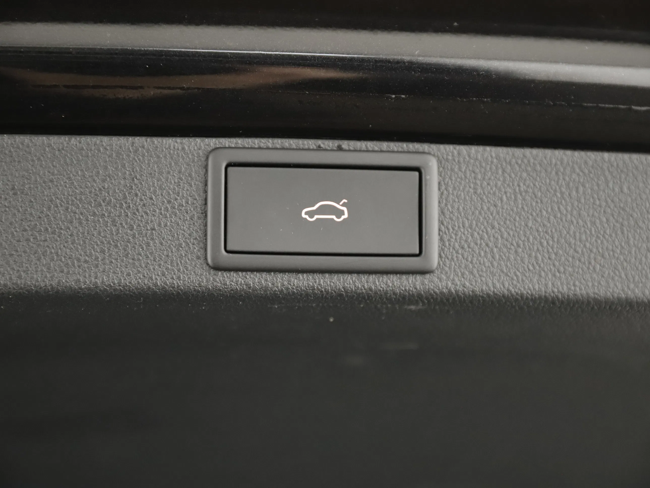 Skoda OCTAVIA Combi RS TDI DSG | Bild 24 von 26