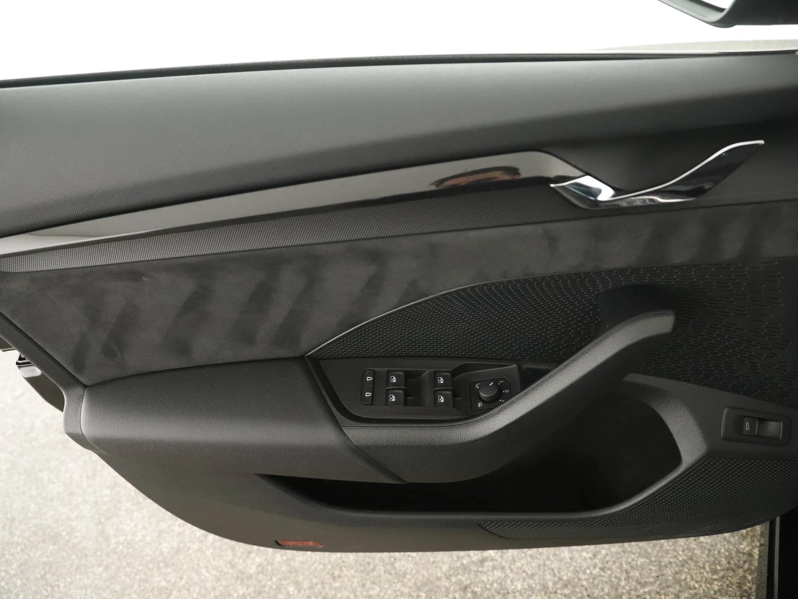 Skoda OCTAVIA Combi RS TDI DSG | Bild 7 von 26