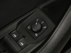 Skoda OCTAVIA Combi RS TDI DSG | Thumbnail 8 von 26