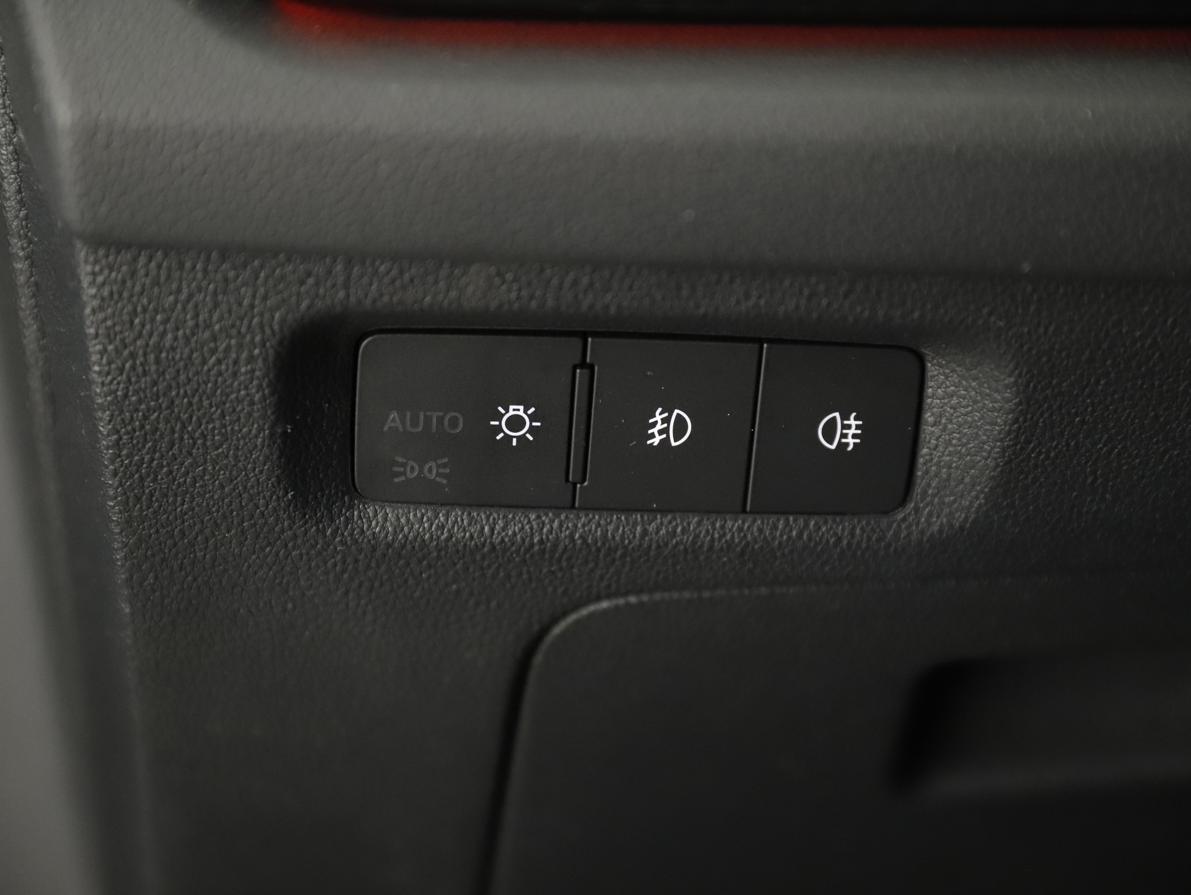 Skoda OCTAVIA Combi RS TDI DSG | Bild 9 von 26