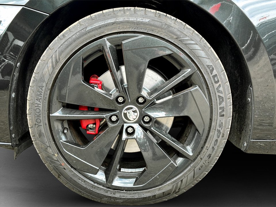 Skoda Octavia Combi RS 2.0 TDI DSG | Bild 7 von 7