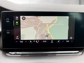 Skoda Octavia Combi 2.0 TDI RS | Thumbnail 11 von 28