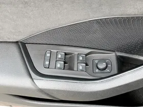 Skoda Octavia Combi 2.0 TDI RS | Thumbnail 17 von 28