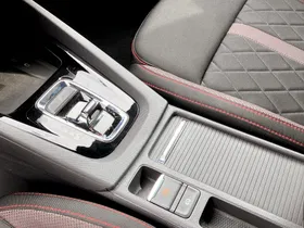 Skoda Octavia Combi 2.0 TDI RS | Thumbnail 9 von 28