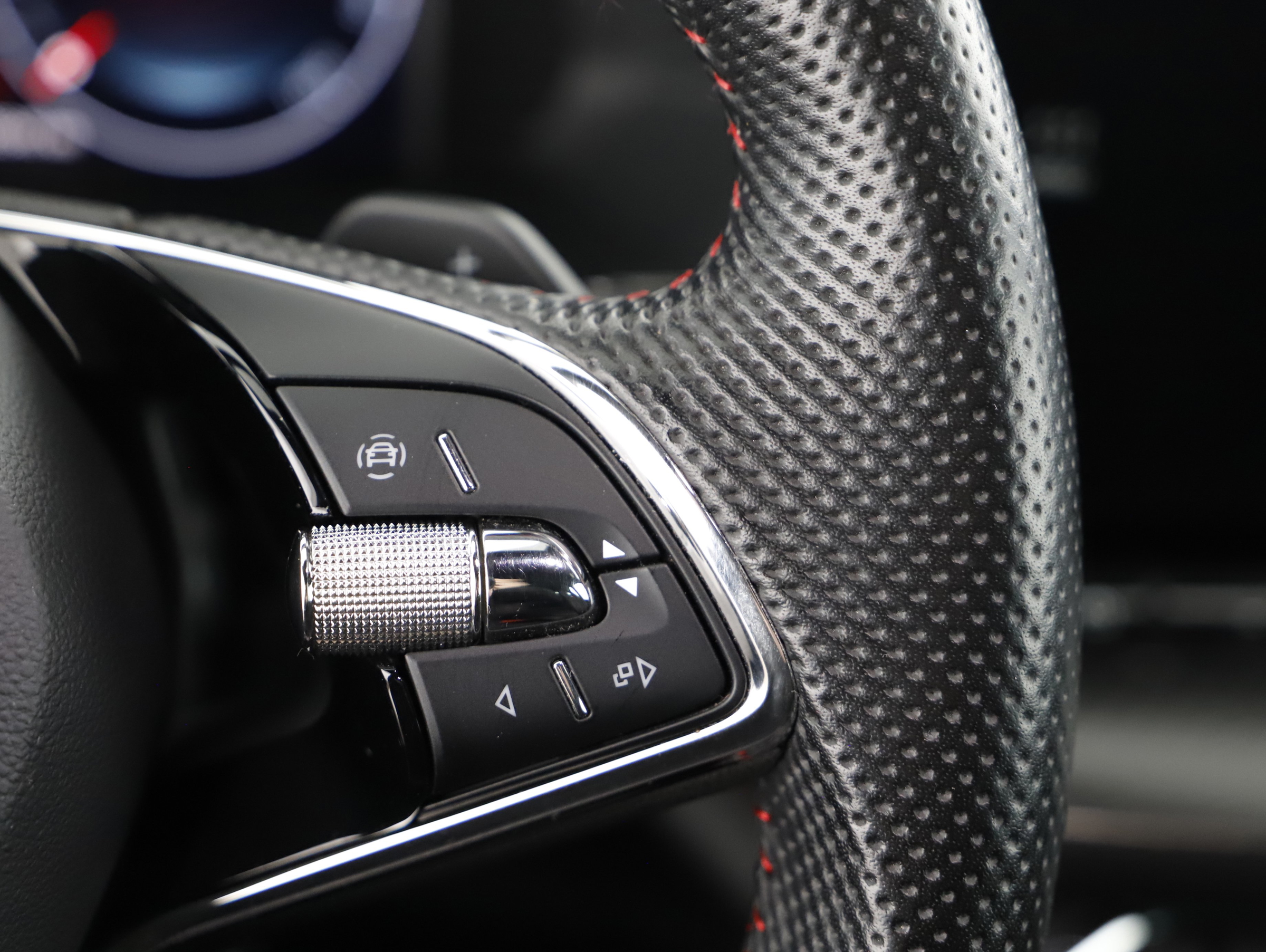 Skoda Octavia Combi 2.0 TDI RS DSG | Bild 11 von 23