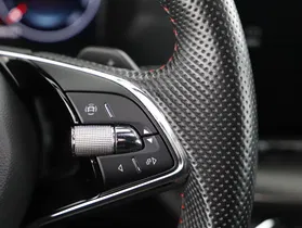 Skoda Octavia Combi 2.0 TDI RS DSG | Thumbnail 11 von 23