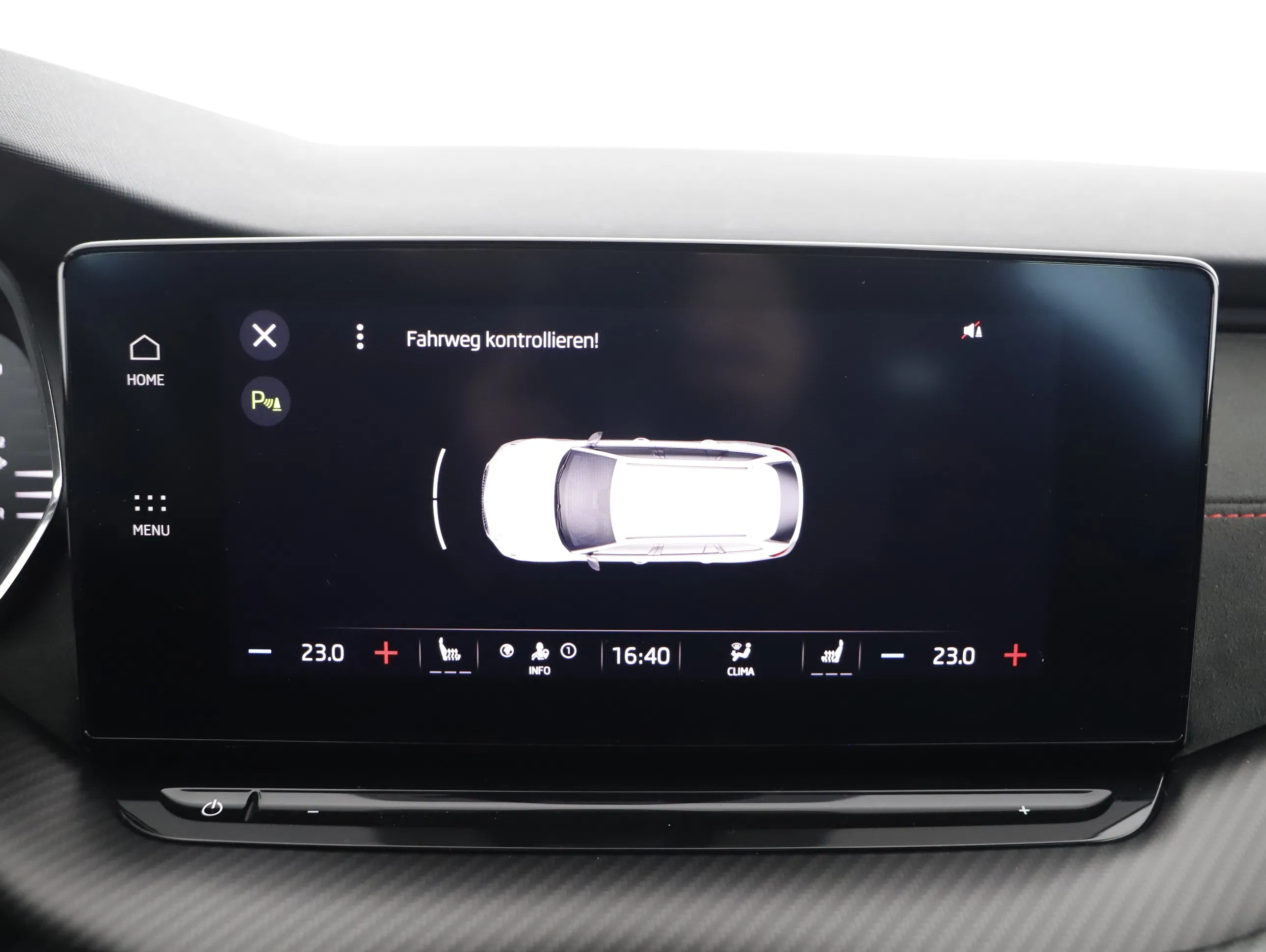 Skoda Octavia Combi 2.0 TDI RS DSG | Bild 15 von 23