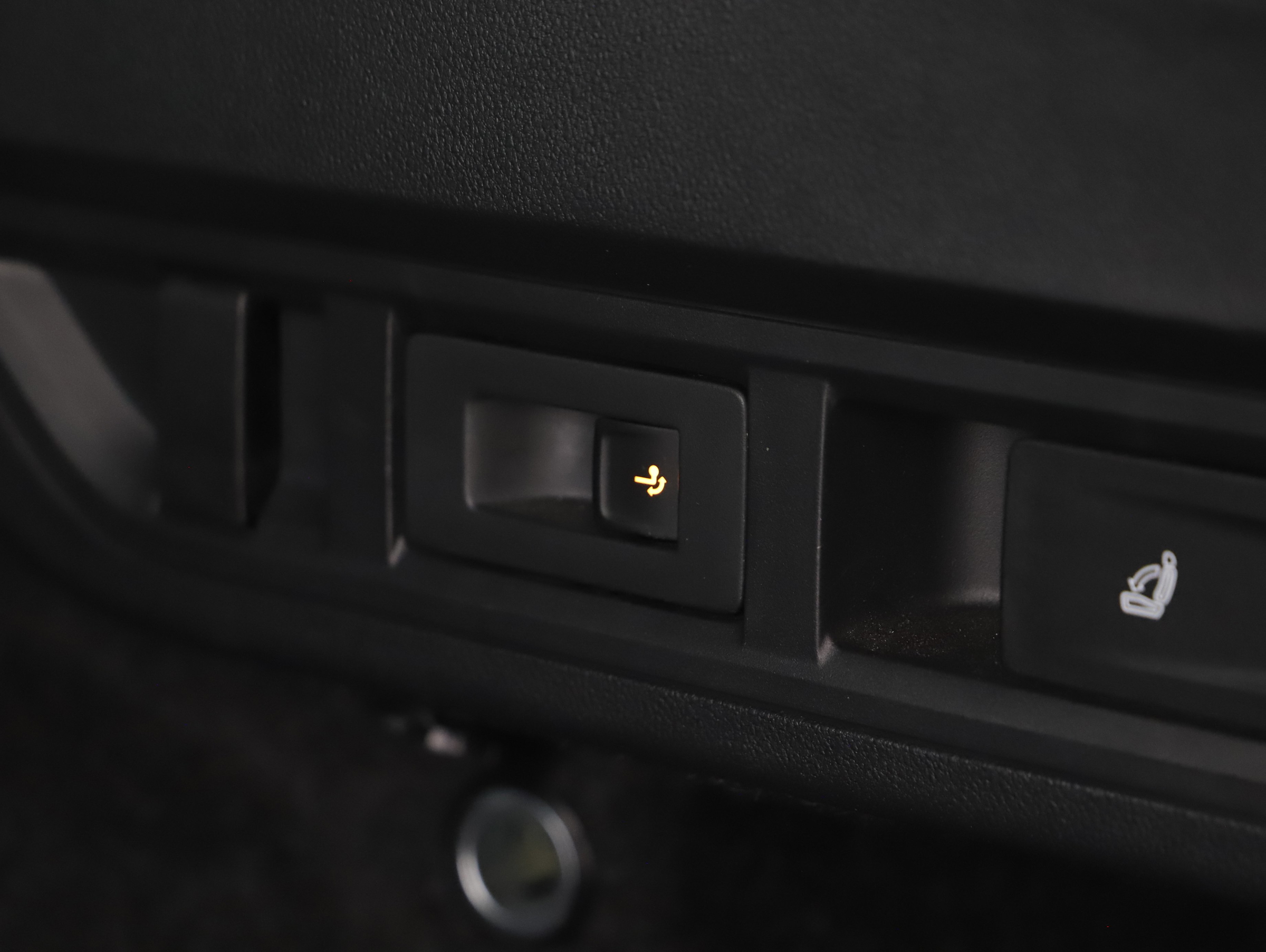 Skoda Octavia Combi 2.0 TDI RS DSG | Bild 20 von 23