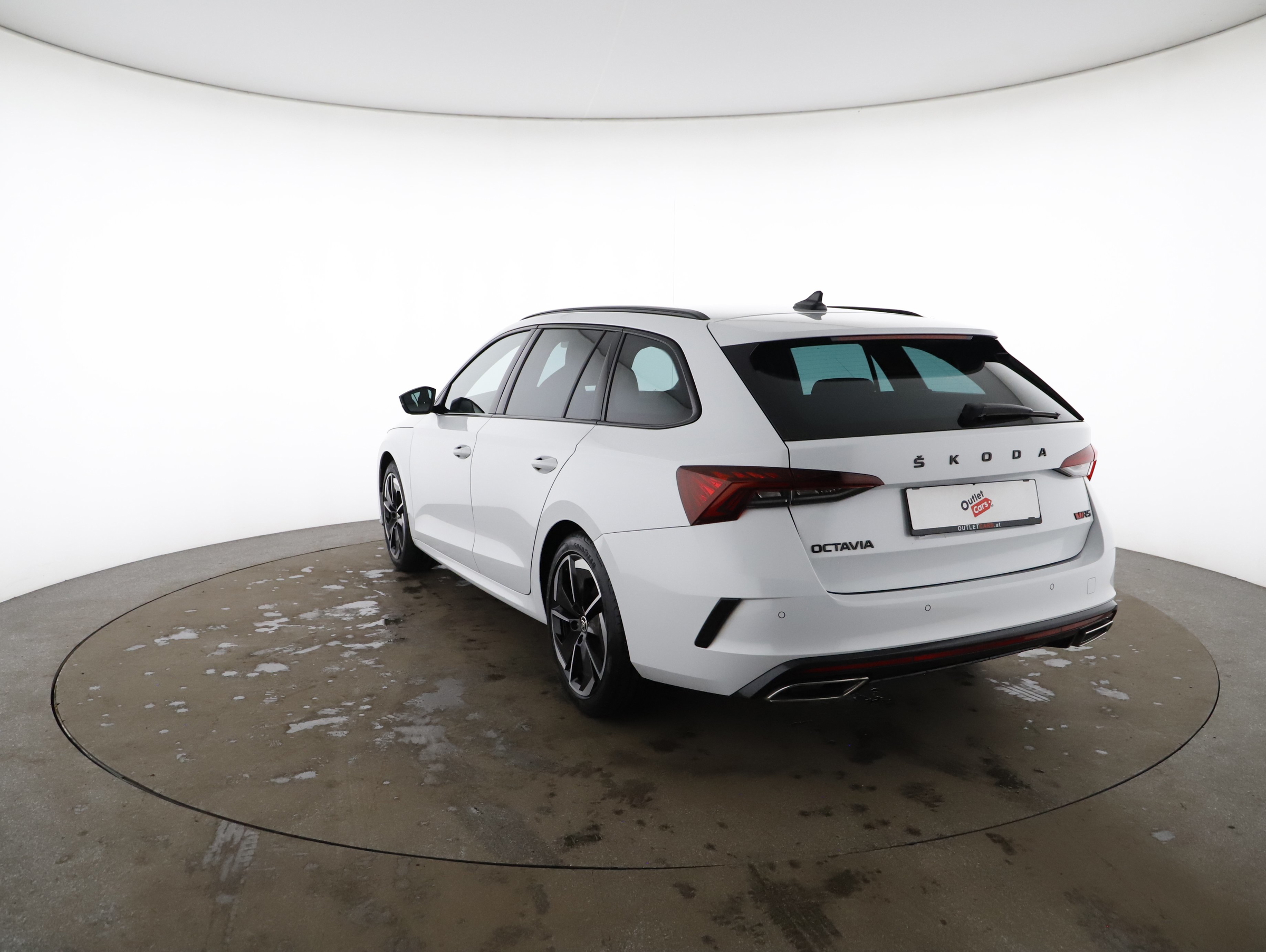 Skoda Octavia Combi 2.0 TDI RS DSG | Bild 3 von 23