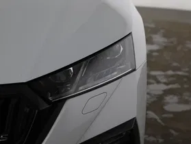 Skoda Octavia Combi 2.0 TDI RS DSG | Thumbnail 22 von 23