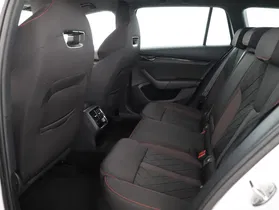 Skoda Octavia Combi 2.0 TDI RS DSG | Thumbnail 18 von 23