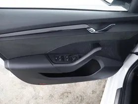 Skoda Octavia Combi 2.0 TDI RS DSG | Thumbnail 4 von 23