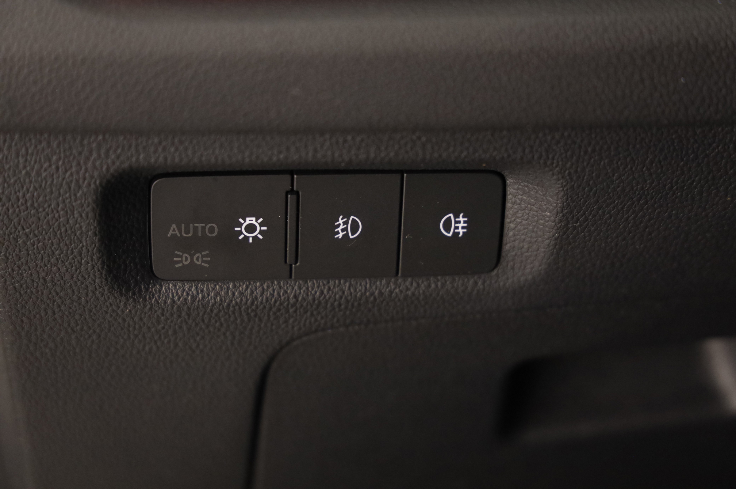 Skoda Octavia Combi 2.0 TDI RS | Bild 13 von 29