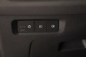 Skoda Octavia Combi 2.0 TDI RS | Thumbnail 13 von 29