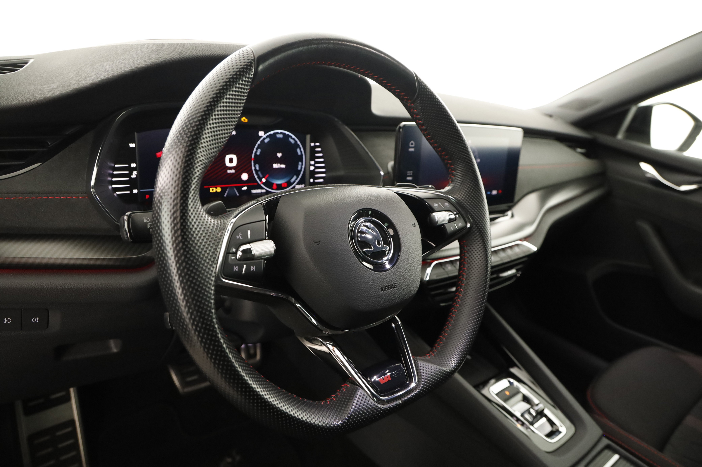 Skoda Octavia Combi 2.0 TDI RS | Bild 17 von 29