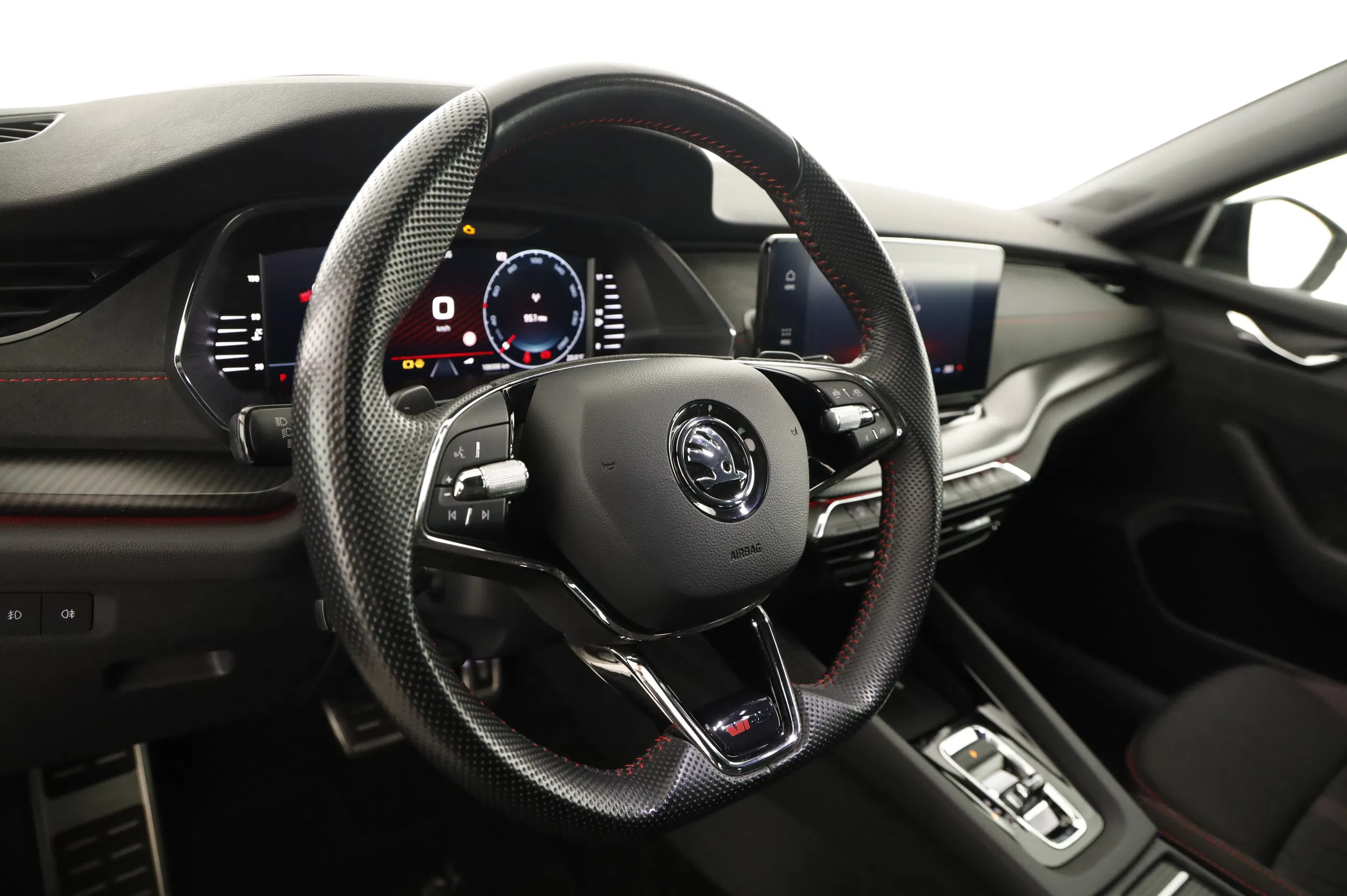 Skoda Octavia Combi 2.0 TDI RS | Bild 17 von 29