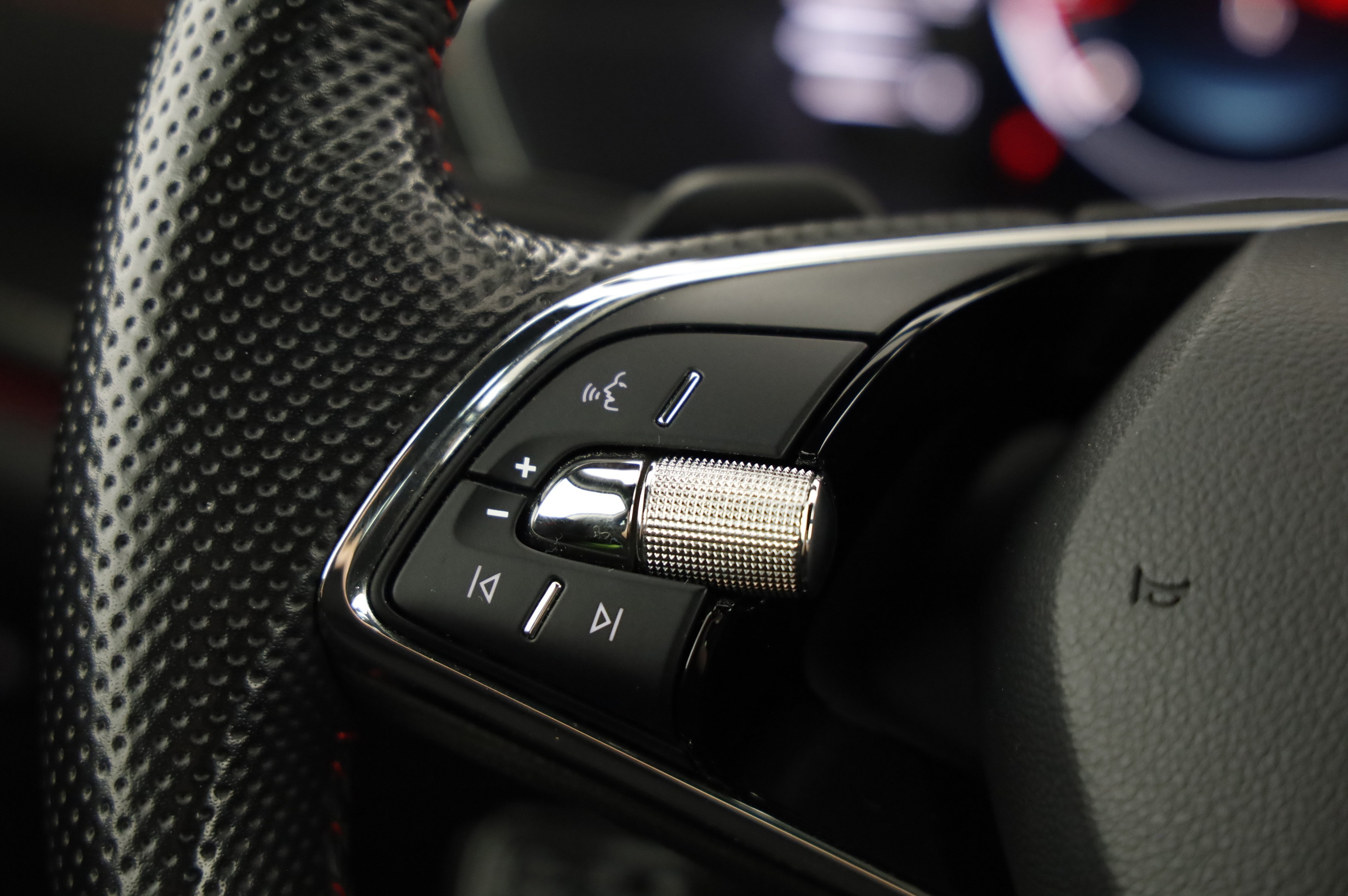 Skoda Octavia Combi 2.0 TDI RS | Bild 18 von 29