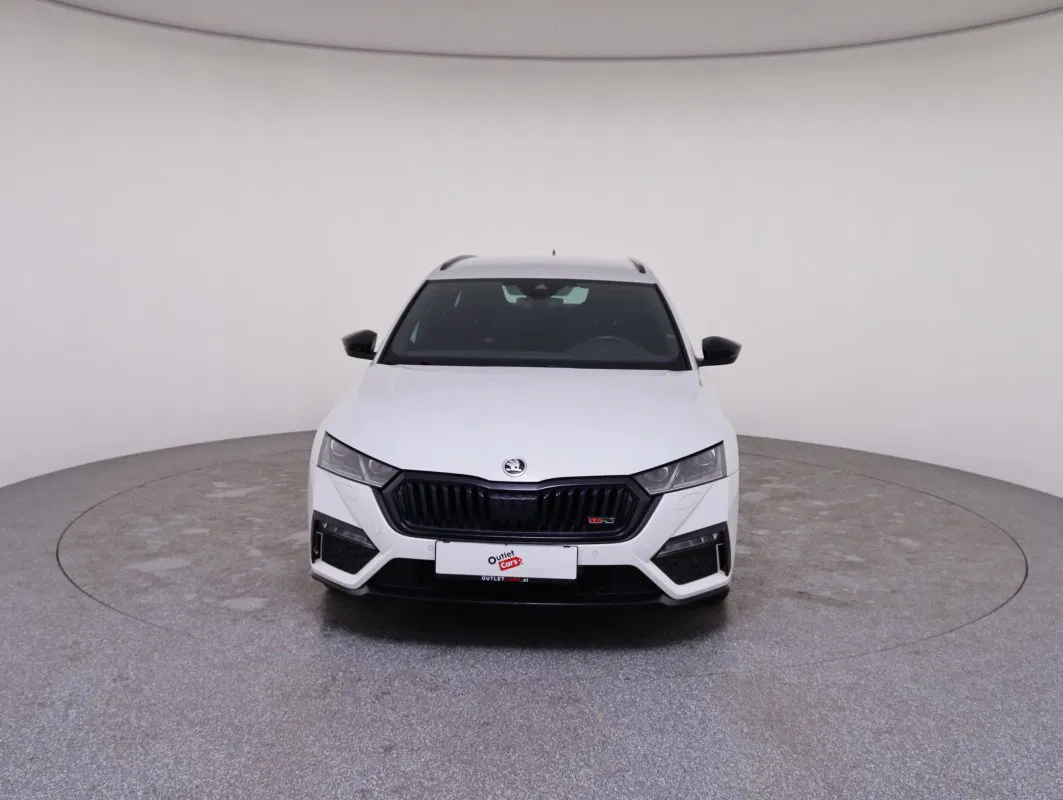 Skoda Octavia Combi 2.0 TDI RS | Bild 3 von 29