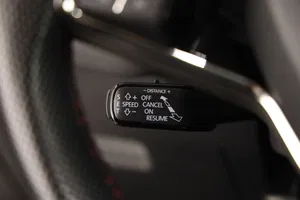 Skoda Octavia Combi 2.0 TDI RS | Thumbnail 20 von 29