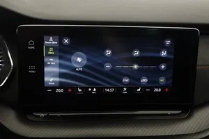 Skoda Octavia Combi 2.0 TDI RS | Thumbnail 21 von 29