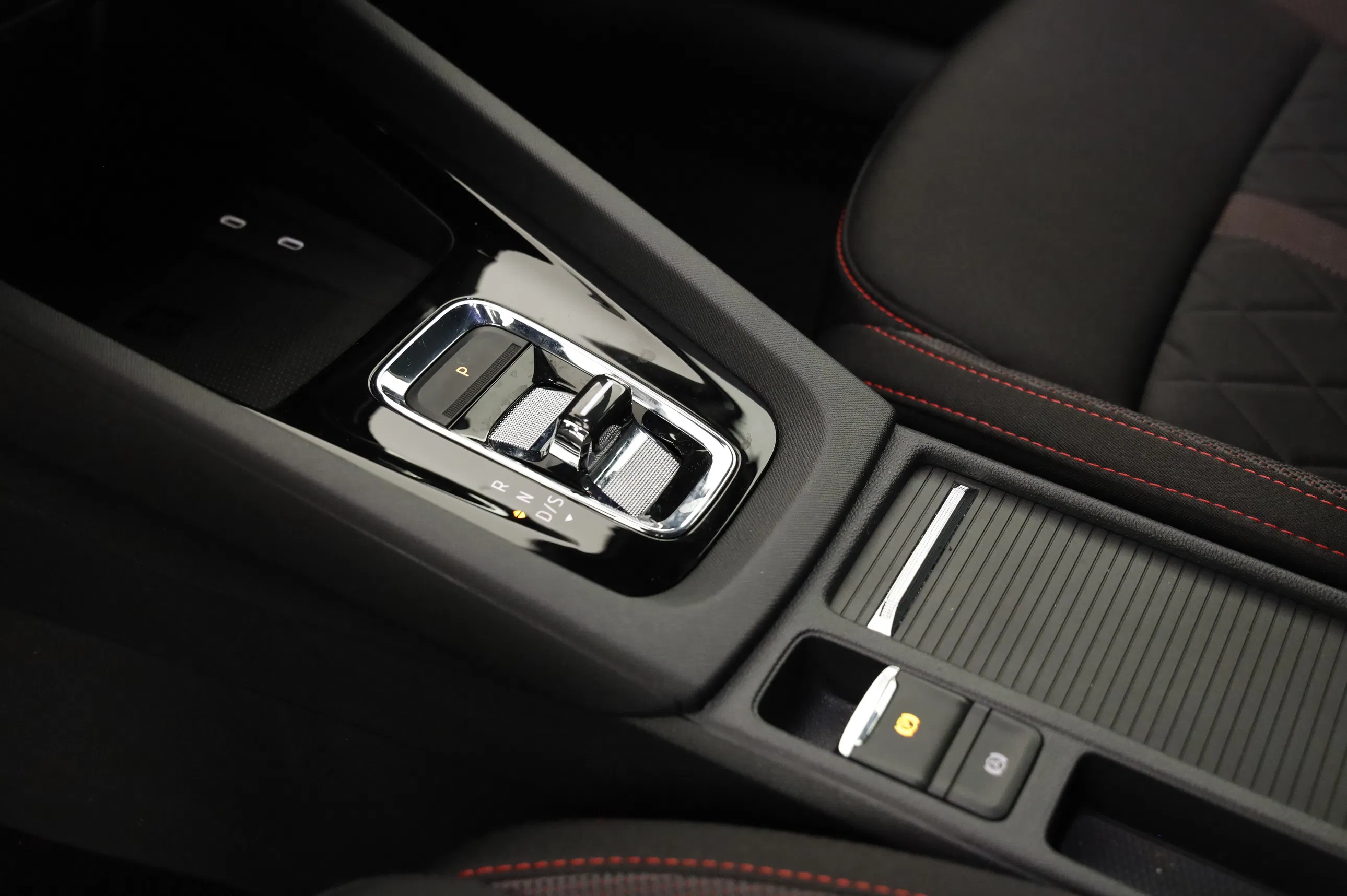 Skoda Octavia Combi 2.0 TDI RS | Bild 24 von 29