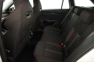 Skoda Octavia Combi 2.0 TDI RS | Thumbnail 25 von 29