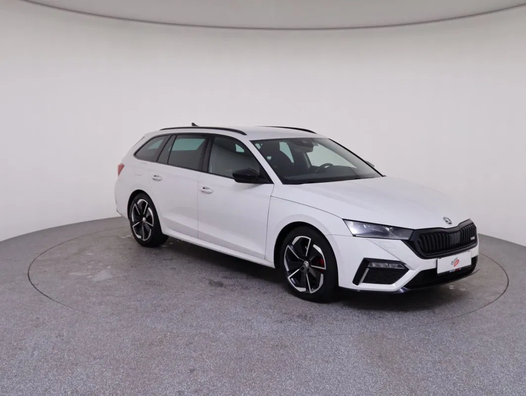 Skoda Octavia Combi 2.0 TDI RS | Bild 4 von 29