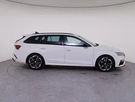 Skoda Octavia Combi 2.0 TDI RS | Thumbnail 5 von 29