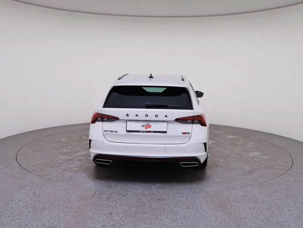 Skoda Octavia Combi 2.0 TDI RS | Bild 7 von 29