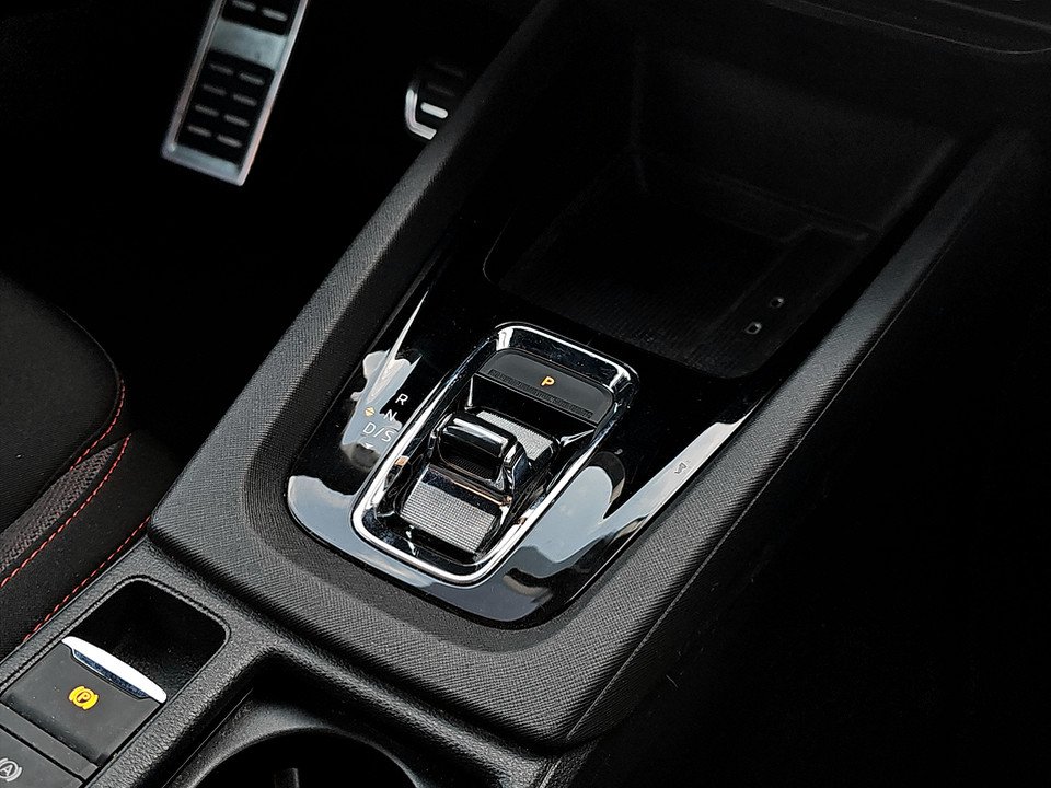Skoda Octavia Combi 2.0 TDI RS | Bild 19 von 25
