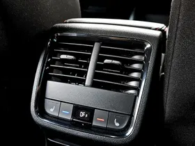 Skoda Octavia Combi 2.0 TDI RS | Thumbnail 21 von 25